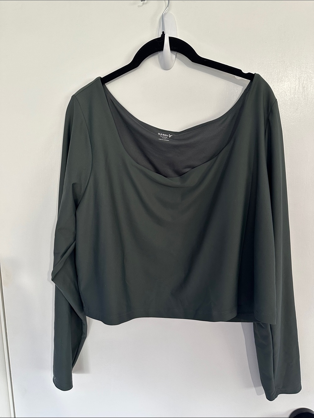 Old Navy Active Green Cropped Powersoft Go Dry top with light support Size 3X